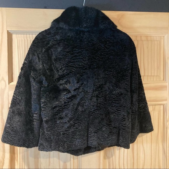 BENETTON BLACK FAUX FUR CROPPED JACKET - Picture 4 of 4